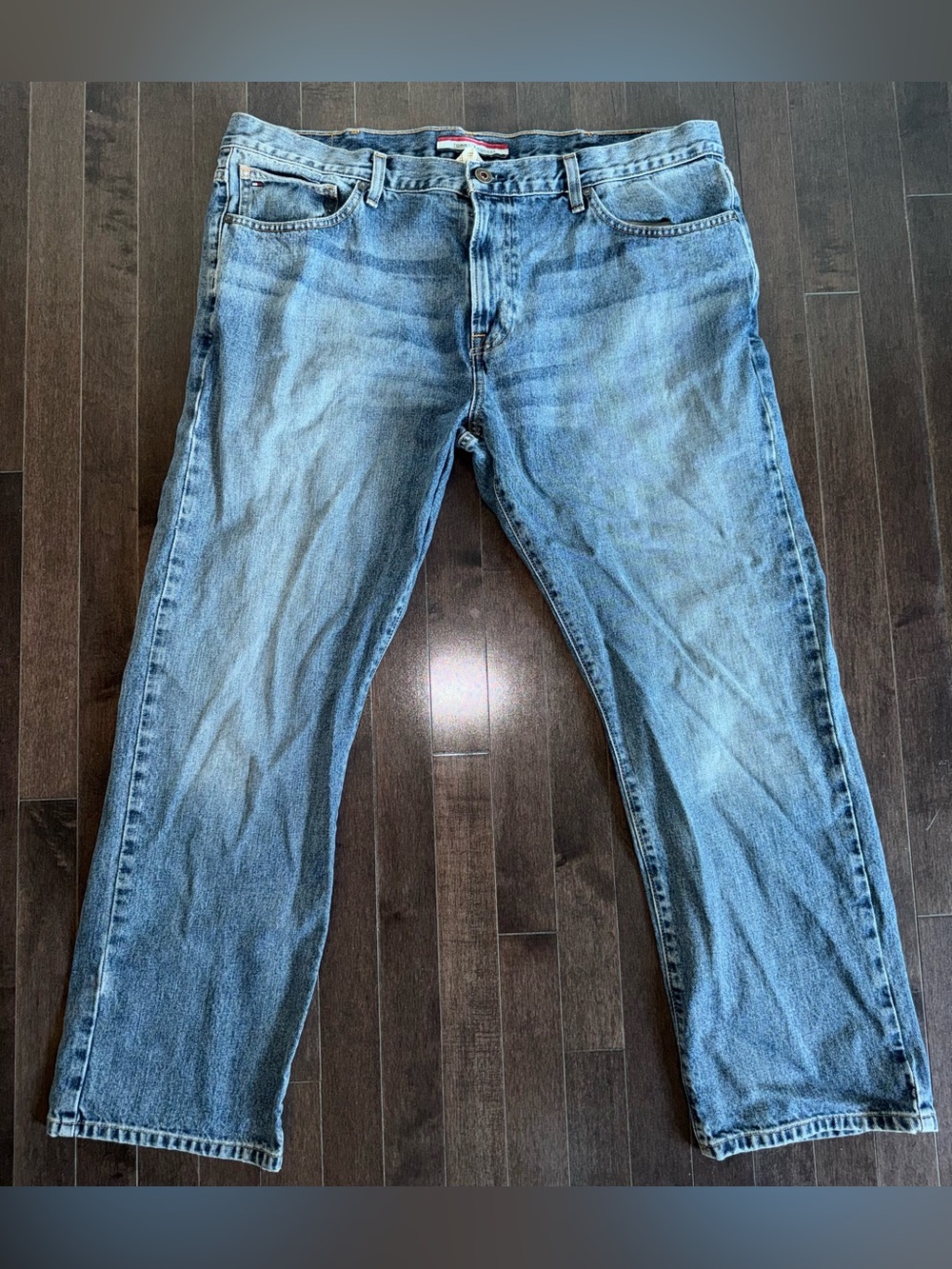 Tommy Hilfiger Men's Light Blue Relaxed Jeans